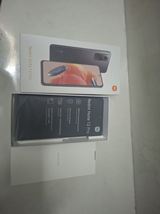 Redmi Note 12 Pro 4G.

Экран полностью разбит, телефон не Включается.