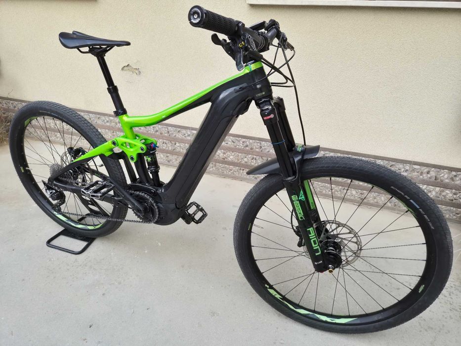 Giant Stance E+ 3 PRO 27.5” S/M  E-MTB