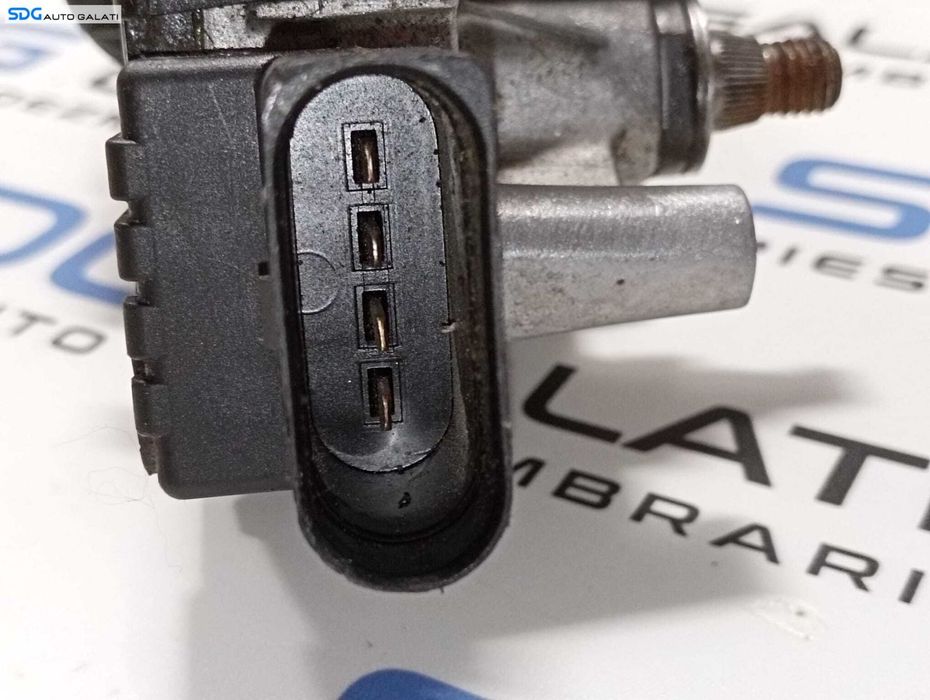 Motoras Brat Brate Stergator Stergatoare Parbriz Volkswagen Passat B5 1997 - 2001 Cod 3B1955113D 0390241528 [M4751]