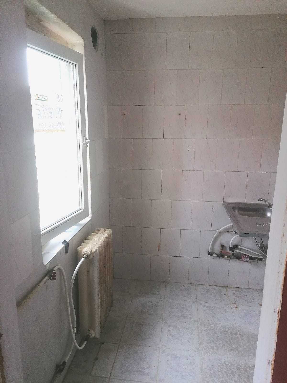 Vand apartament 2 camere, Tineretului, Giurgiu