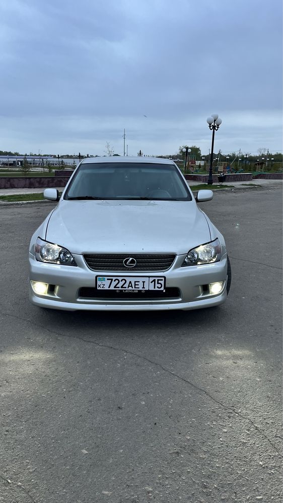 Lexus is200 продам