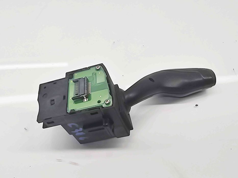 Maneta semnalizare Ford Focus 3 (CB8) [Fabr 2011-2015] AV6T-13335-AB