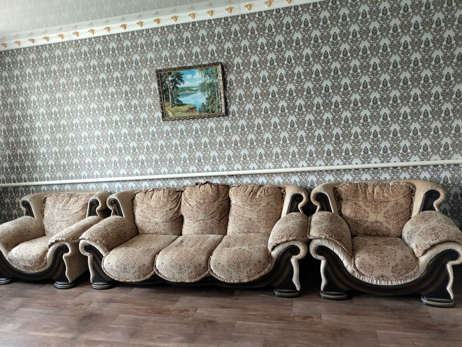Диваны с креслами