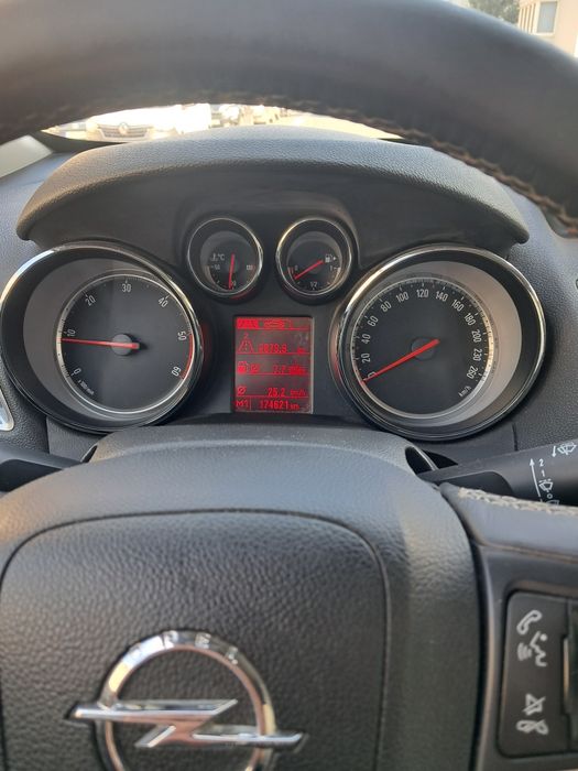 Opel mokka 1.7  automat