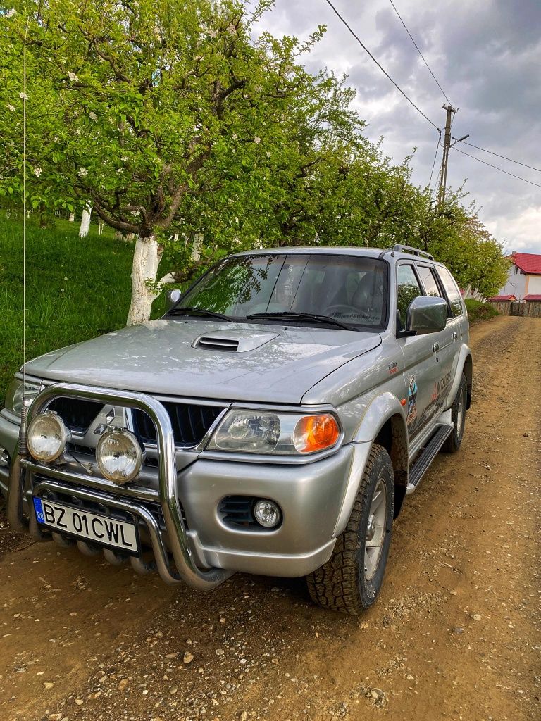 Pajero sport 2002 2 5