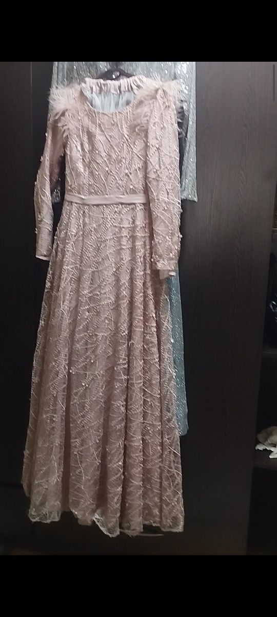 новое женское платье 600000 сум