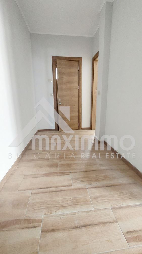 Продава се Двустаен апартамент в Варна, Виница - 70 кв.м за 1942 €/кв.м - Снимка #1