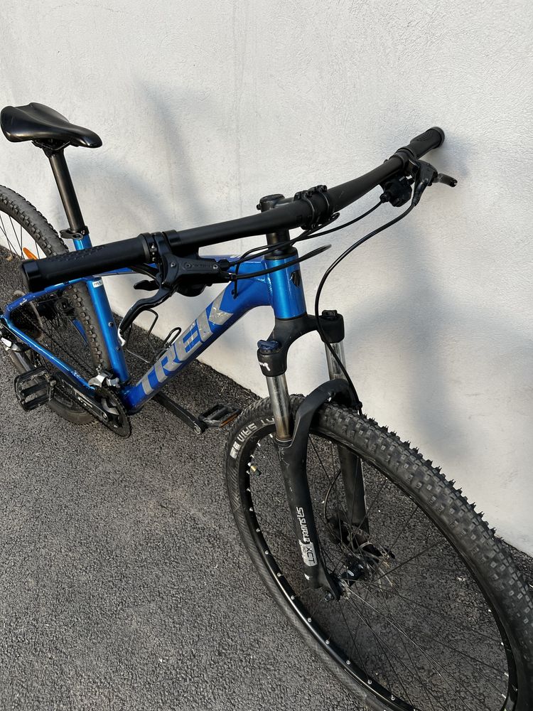 Bicicleta Trek Marlin 6 2019 29”