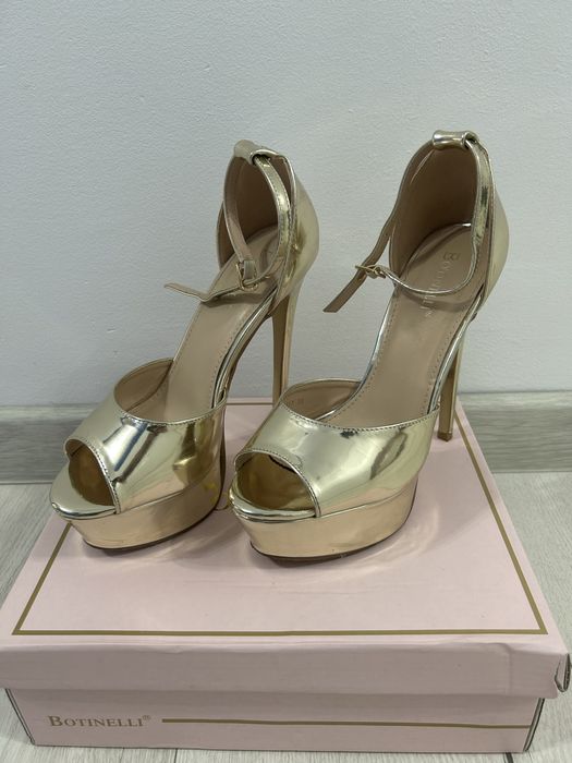 Официалени сандали с тънък ток - 39 номер