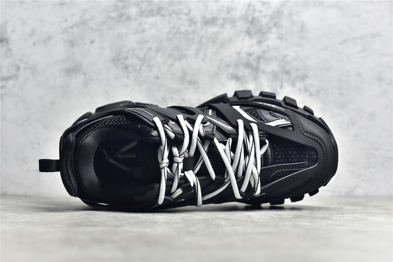 Balenciaga track