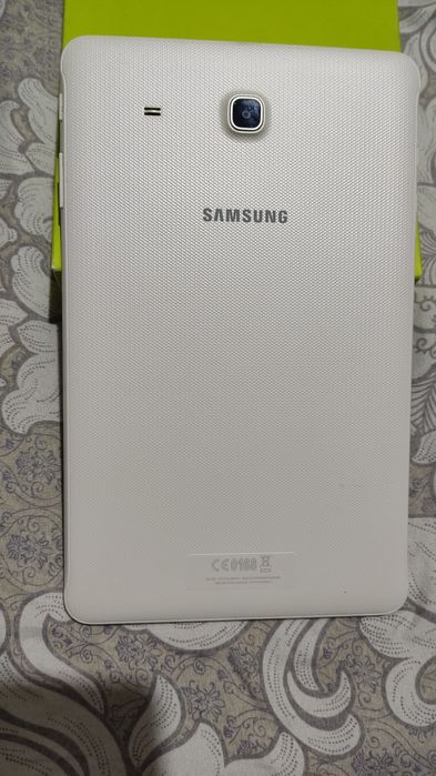 Планшет Samsung galaxy tab E