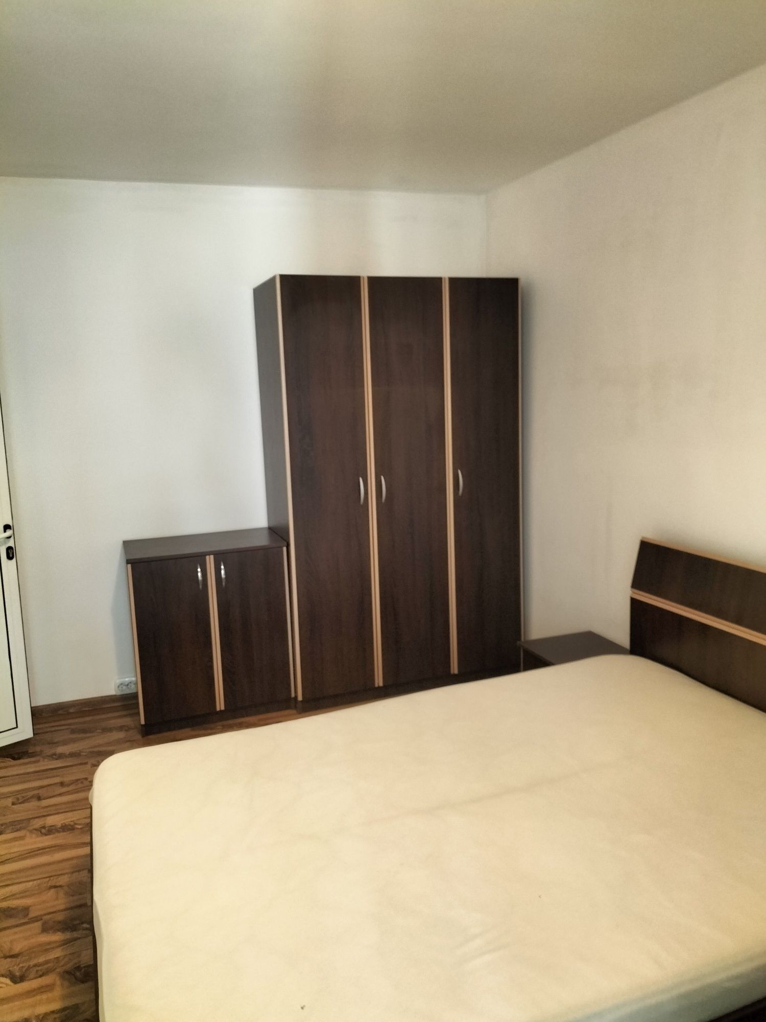 Garsoniera de inchiriat