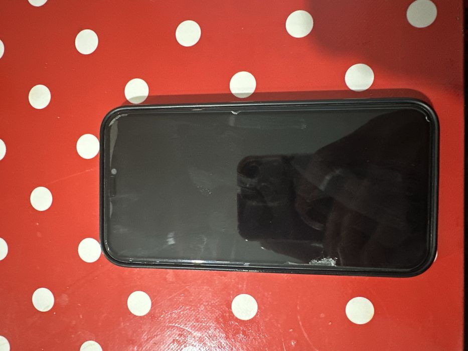 Аифон 11 64 гб  минус жоқ