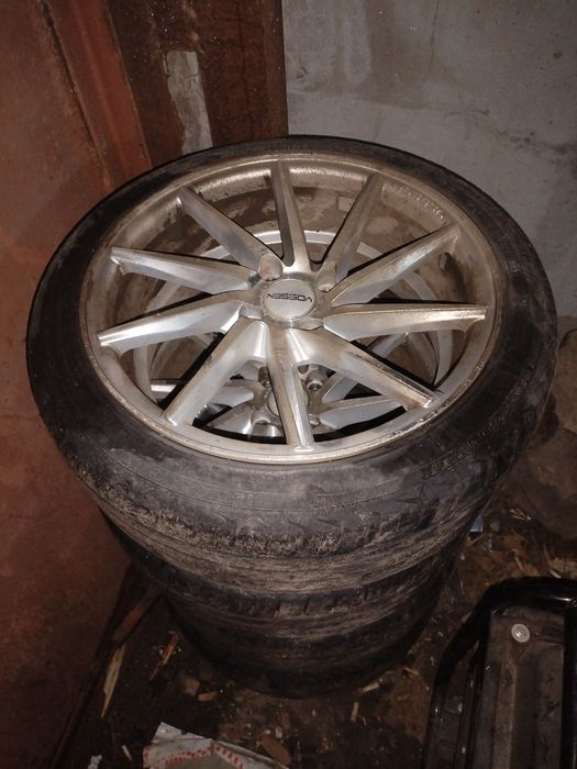 Продам Vossen на 16