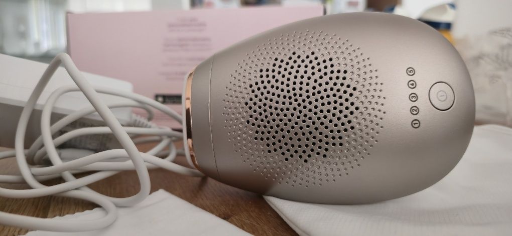 Фотоепилатор IPL Philips Lumea Advanced SC1998/00