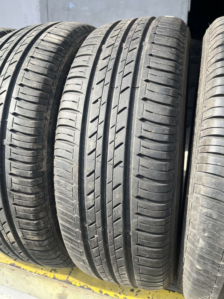 4 бр. летни гуми 205/60/16 Bridgestone DOT 4817 6 mm