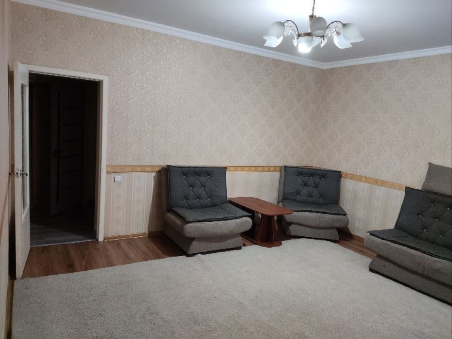 ПАРКЕНТСКИЙ м-в(Санора кафе, Уммон ресторан)! Риэлтор! Дешёвая цена!!!