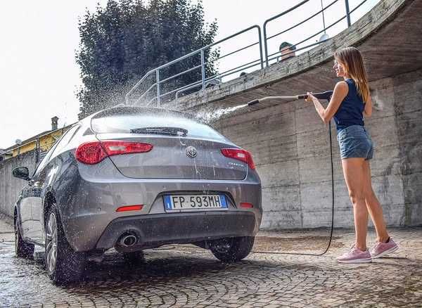 Aparat de spălat cu presiune LAVOR Advance 1108 cu apă caldă și rece