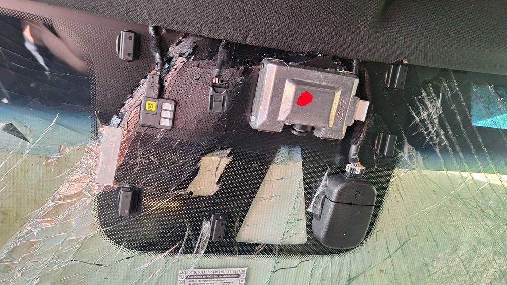 Черен централен плафон + черни сенници и др. KIA Seed