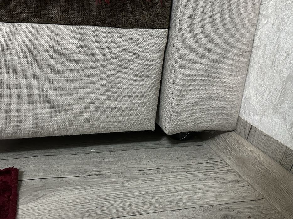 Продам диван в нормальном состоянии