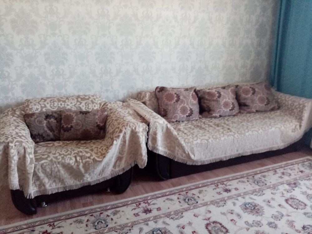 Продается раскладной диван тройка
