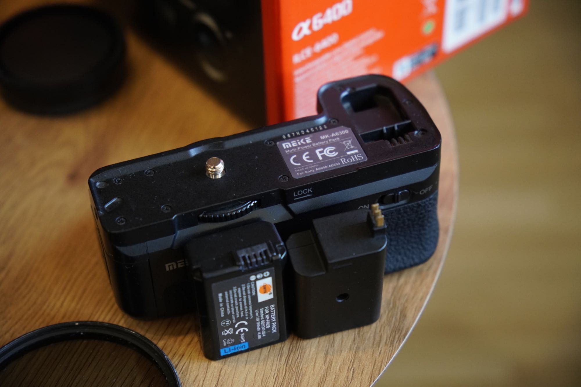 Sony A6400 с обектив Sony 18-105mm F4 G OSS + аксесоари - комплект