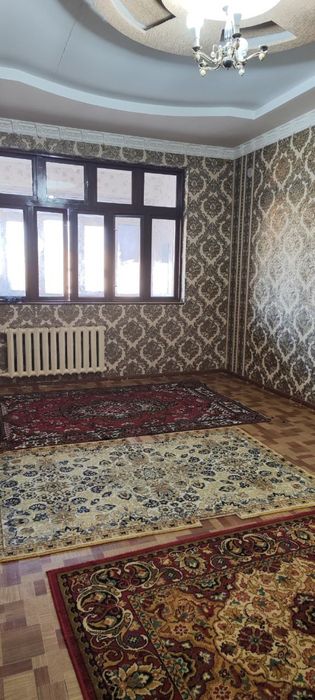 Провдется или обмнен на дом, квартира  возле 13 школы Galaba 7B