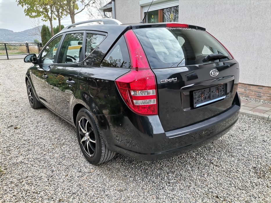 Kia Ceed 1.6 crdi diesel  Euro 4 an 2009 A/C