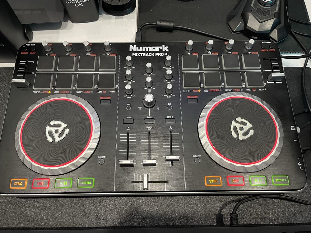 Consola Dj Numark Mixtrack Pro 2 stare excelenta