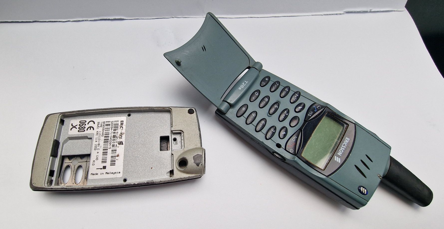 GSM . Ericsson T28 .