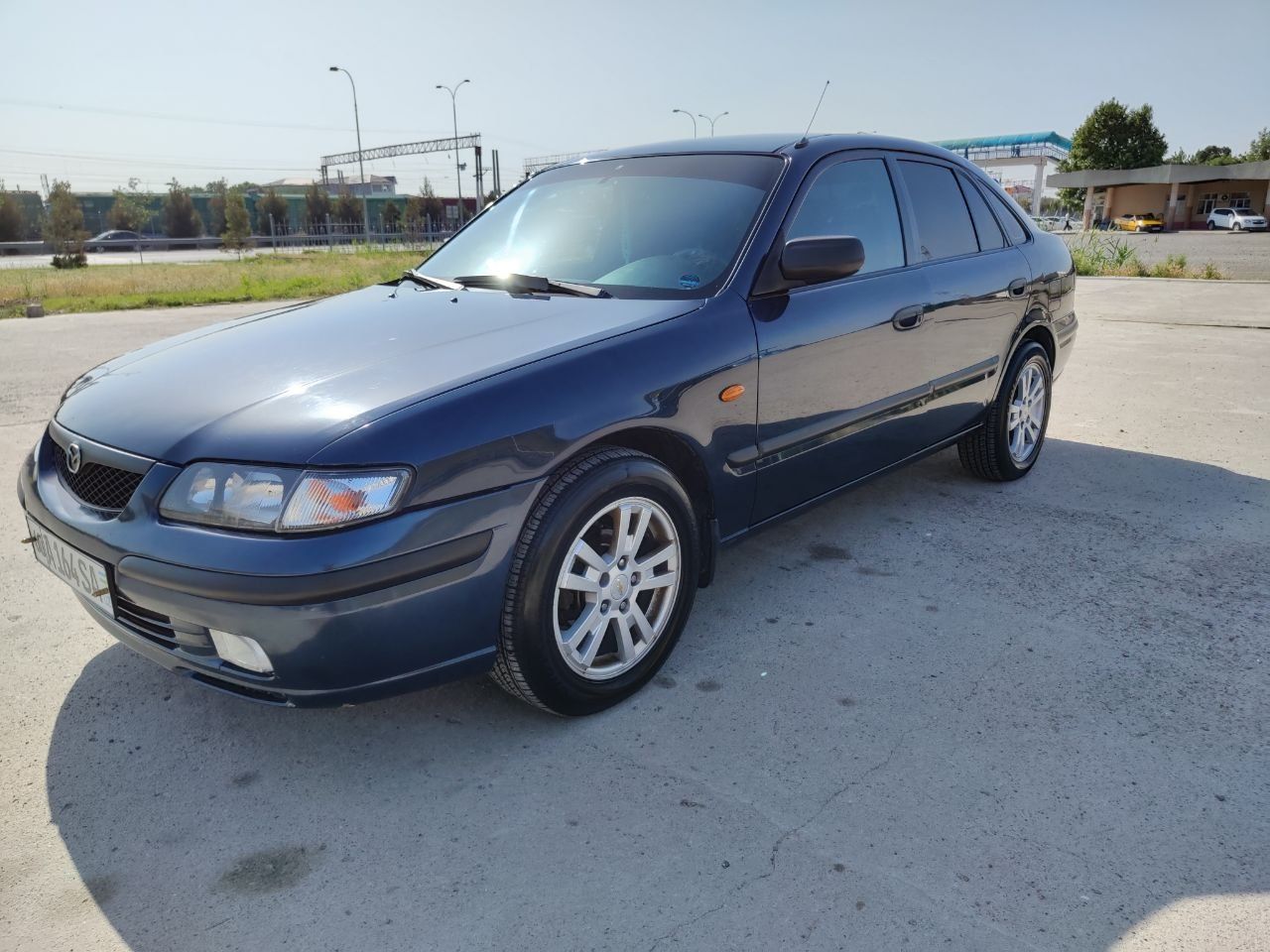 Mazda 626 srocno sotiladi