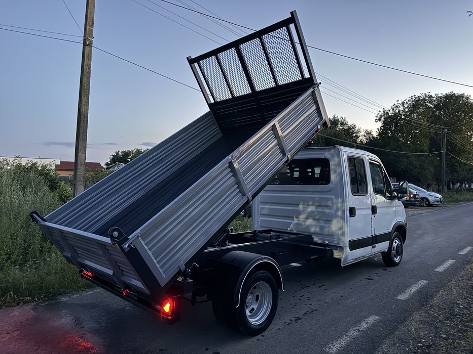 Iveco Daily 3.0HPi 7 locuri Doka Bascula trilateral 150cp