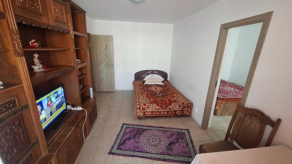 Inchiriez ap.2 cam Mangalia