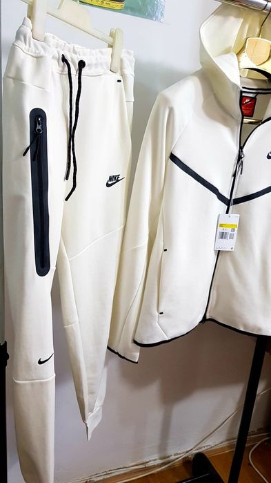 Nike Tech Fleece bumbac colectia premium