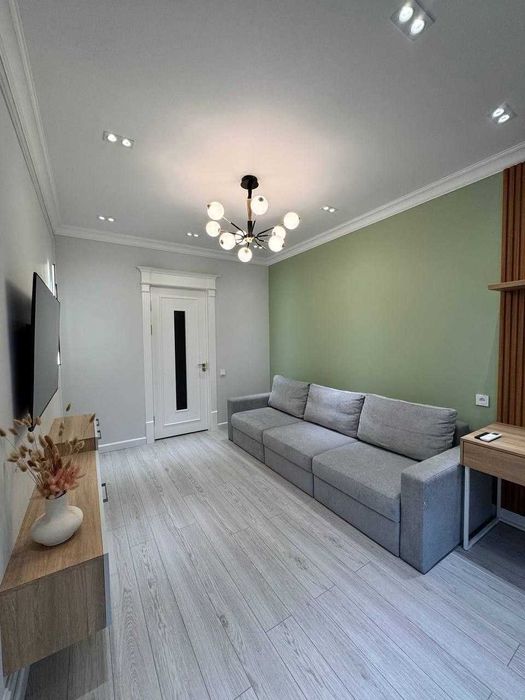 Аренда кв 3\7\9  Мирабадский | Гостиница России  |