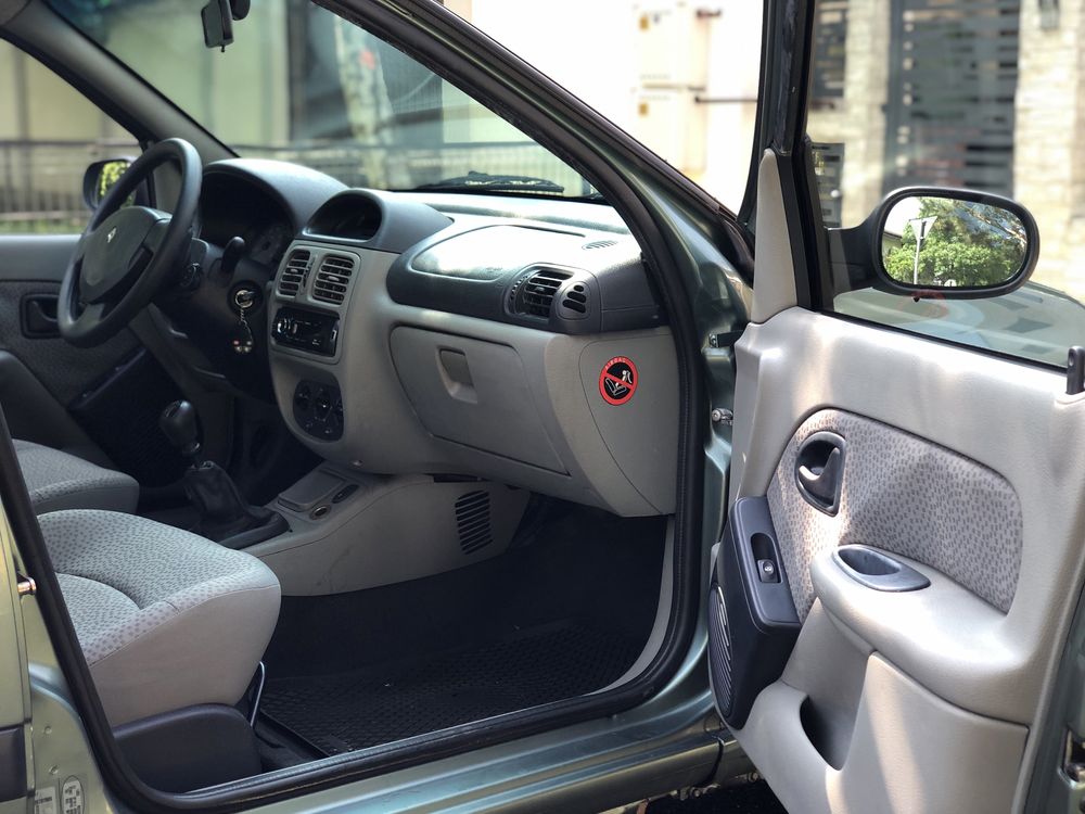 Vand reno clio simbol