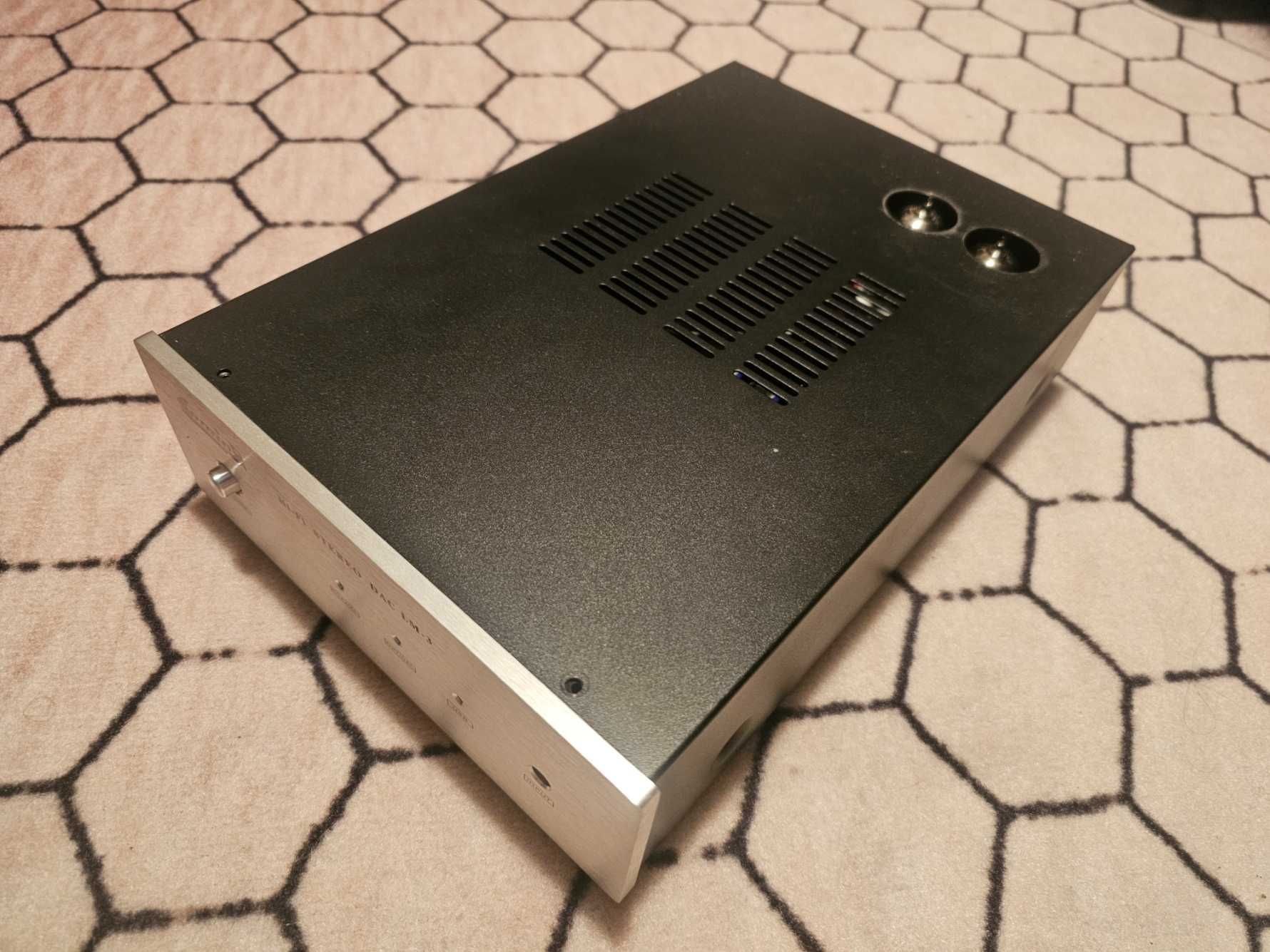 Tube Buffer copie imbunatatita a Musical Fidelity X10