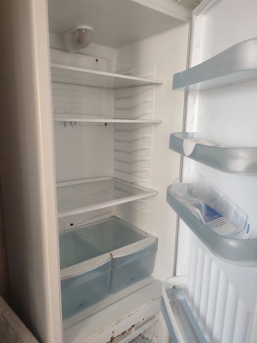 Продам Холодильник цена 35000