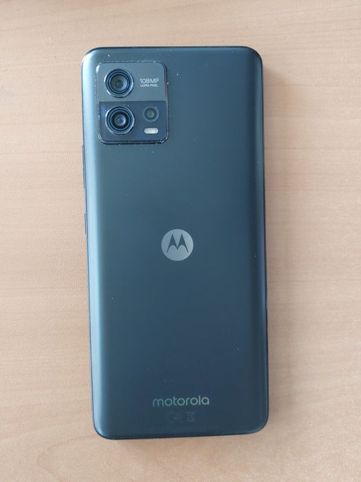 Продавам Motorola Moto G72