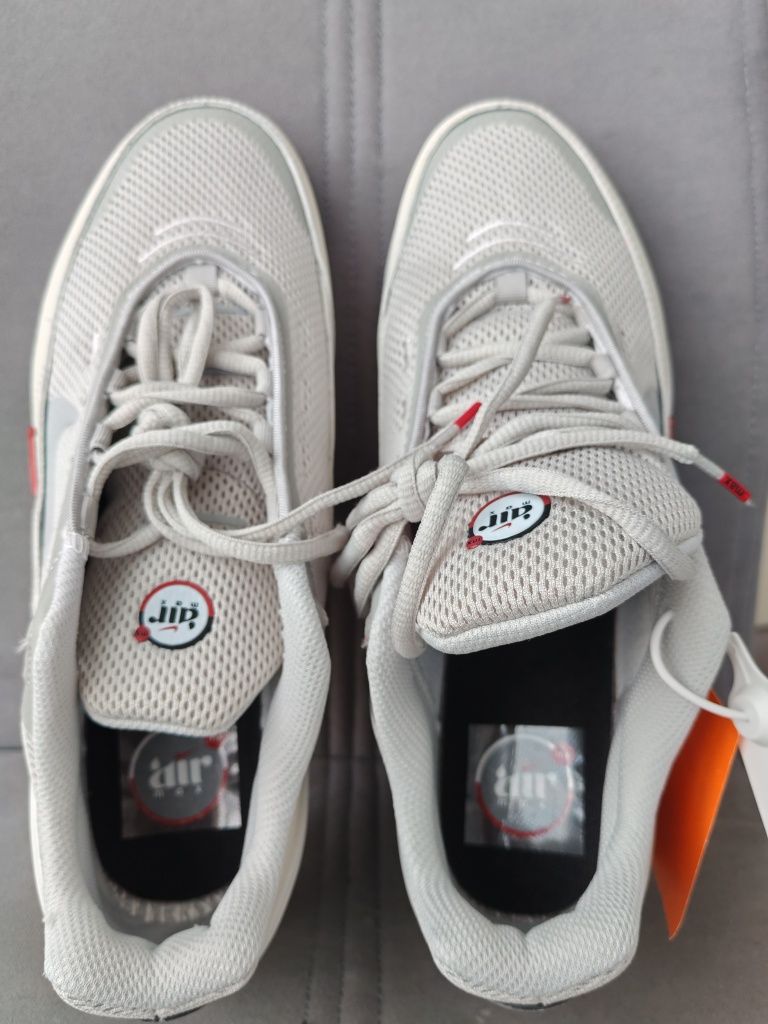 Nike Air Max Pulse