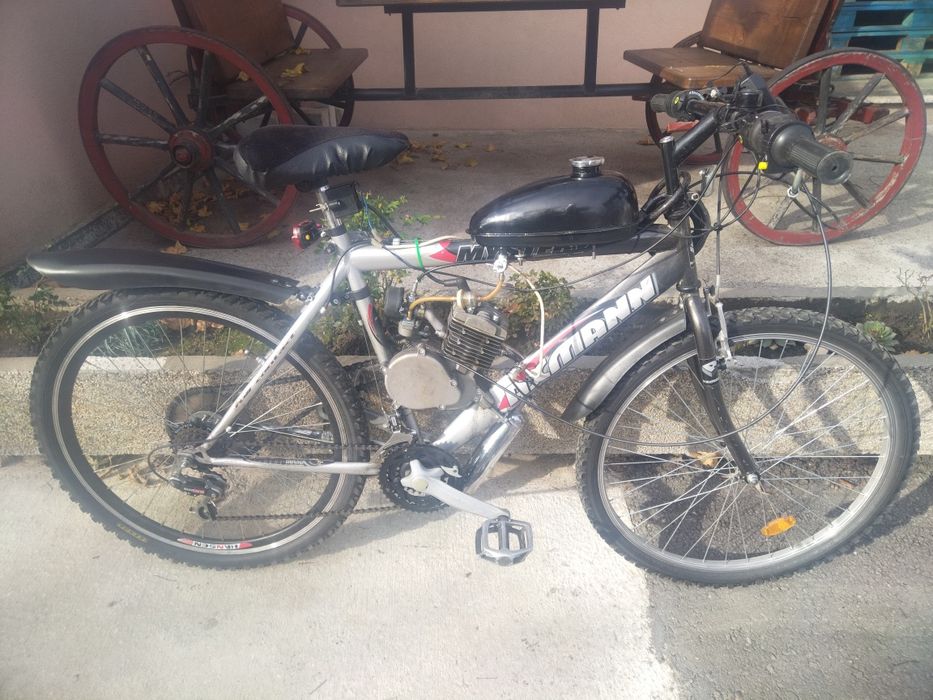 Вело мотор / бензиново колело 80cc
Двутактов  бензинов мотор Дружба.
В