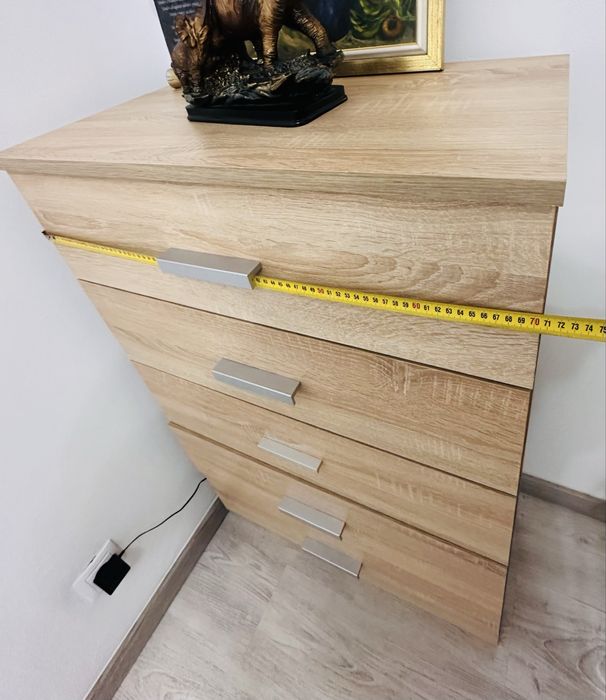 Comodă cu 5 sertare  stejar deschis, fara defecte