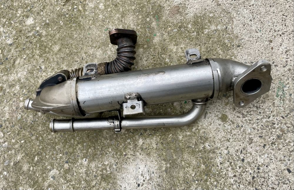 Răcitor gaze+conductă EGR Audi A4 B7 2.0 TDI Cod motor BPW