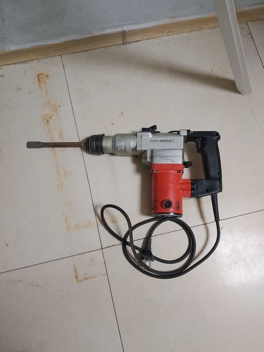 Продам Перфоратор