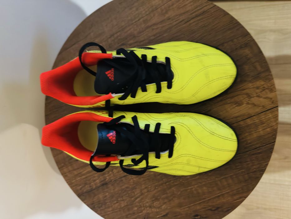 Ghete de fotbal Copa Sense 3