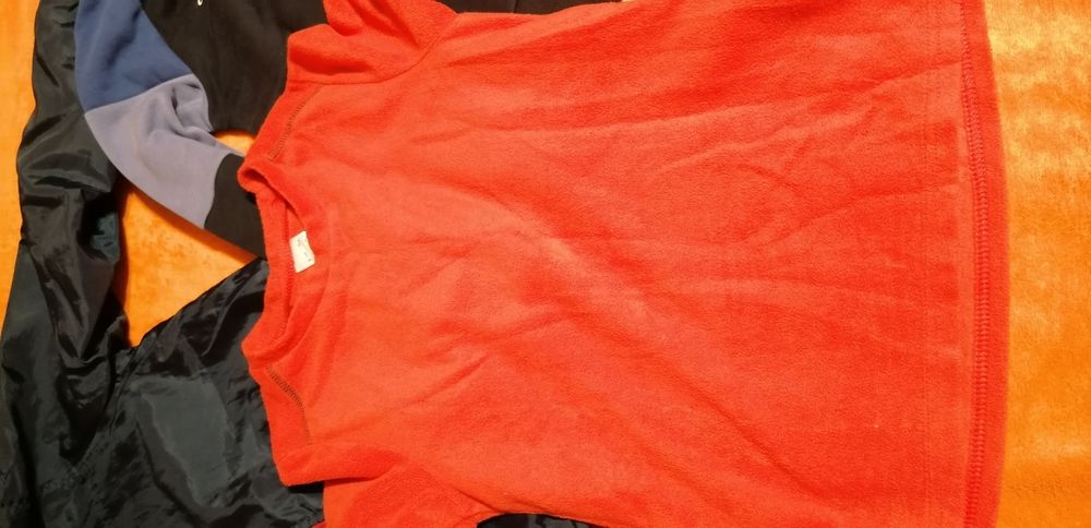 set geacă terranova si 2 bluze marime 10 ani, 65 lei