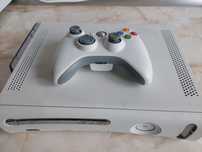 [Xbox360] Vând consolă Xbox 360 albă, perfect funcțională și completă!