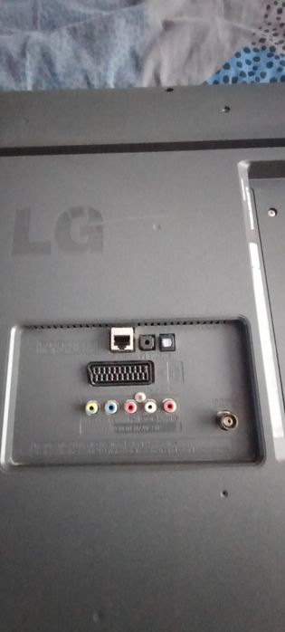Vând TV LG Smart