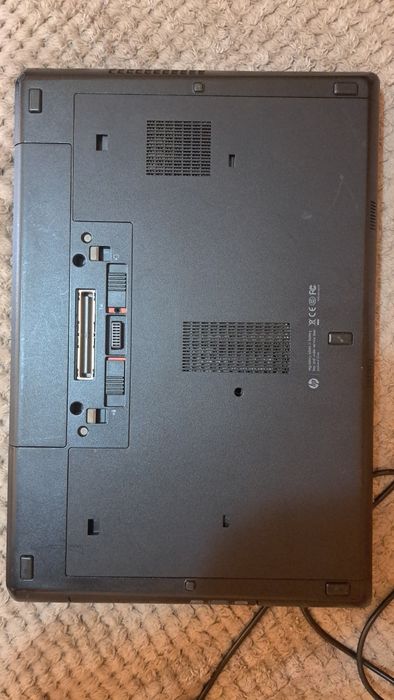 Laptop HP pro book 6560b I5.functional.sau pentru piese .si incarcator