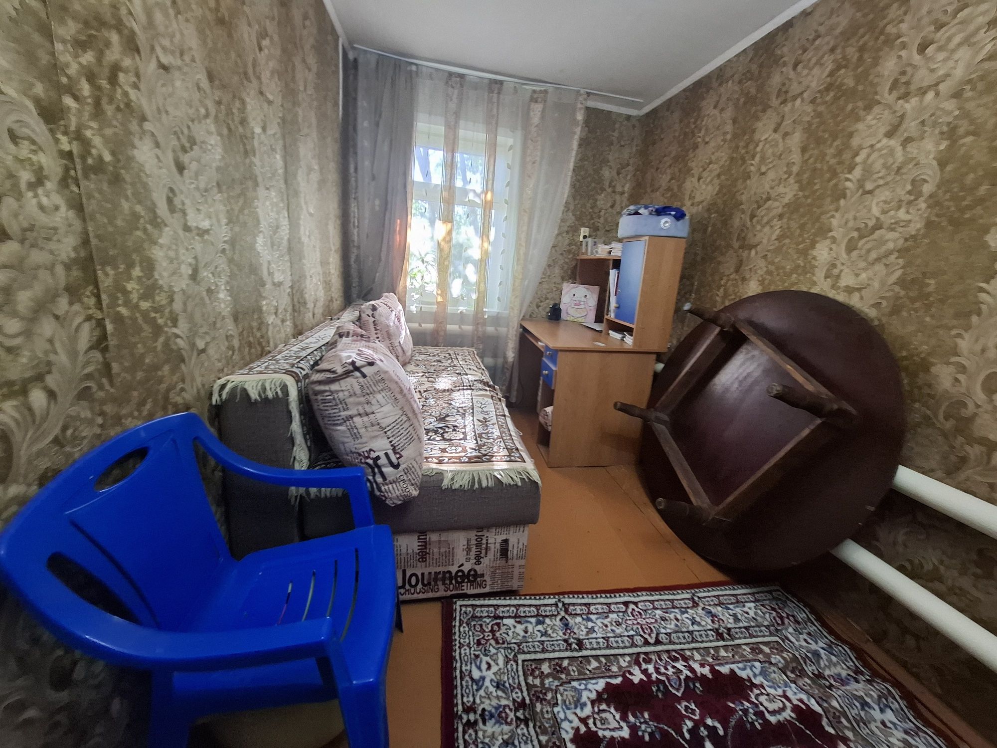 Продам отдельно стоящий дом, рабочий.